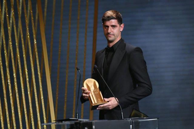 足球-库尔图瓦不满第7排名:门将被忽视,看不到金球希望