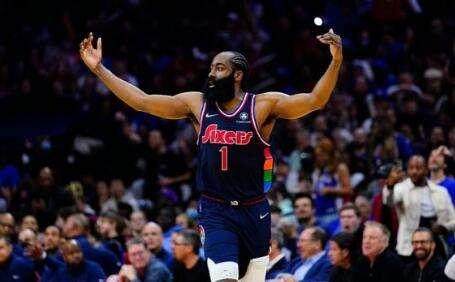 网球-哈登:新赛季所有一切焕然一新 我只想赢得总冠军