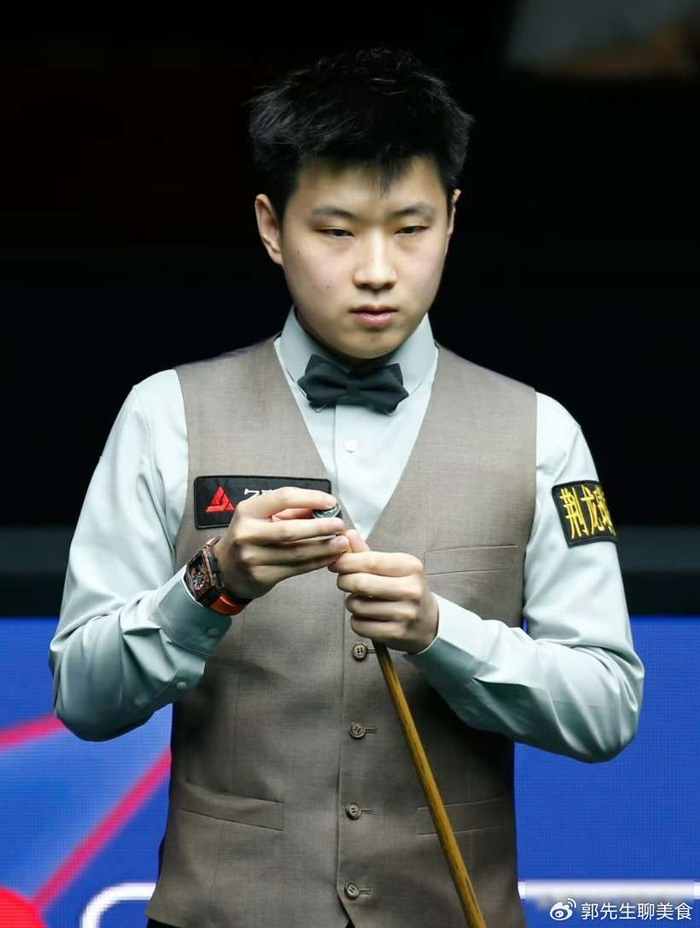 平台-霍金斯终夺冠，老将突围引反思，奖金规则悄悄改写斯诺克逻辑|巴里·霍金斯|利索夫斯基|比赛|冠军|选手_新浪体育_新浪新闻